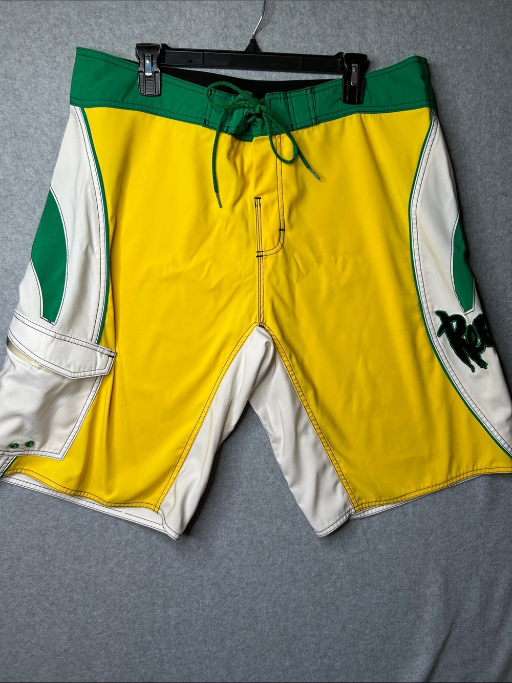 Reef Yellow, Green & White Men's Swim Trunks